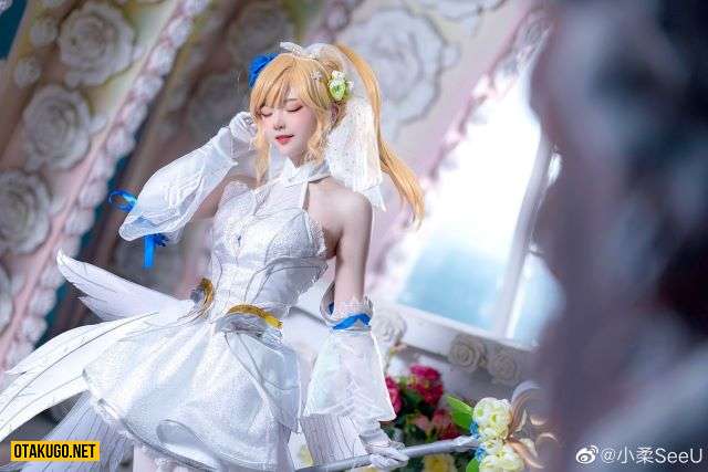 Fans are dumbfounded by Ezreal and Lux's wedding